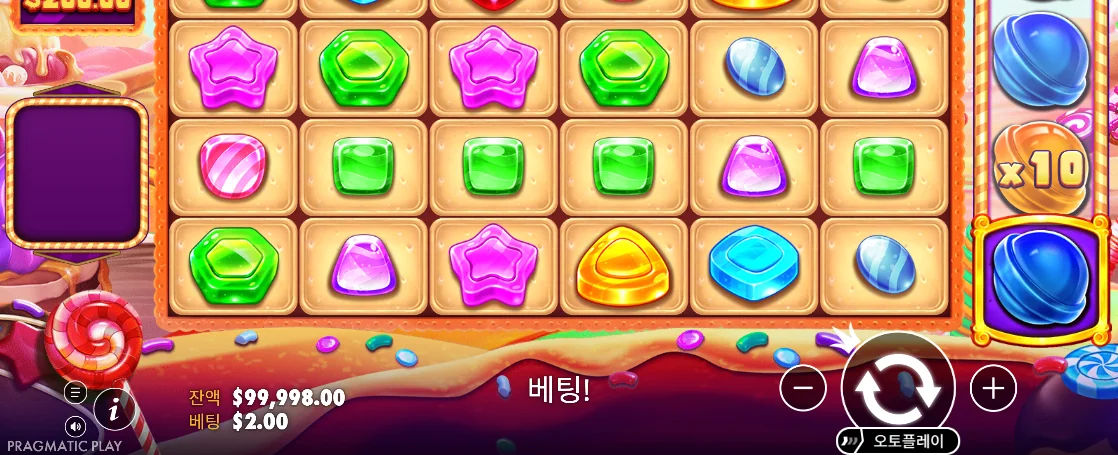 여러 색 캔디와 오른쪽 10배 원판이 보이는 캔디 블리츠 화면