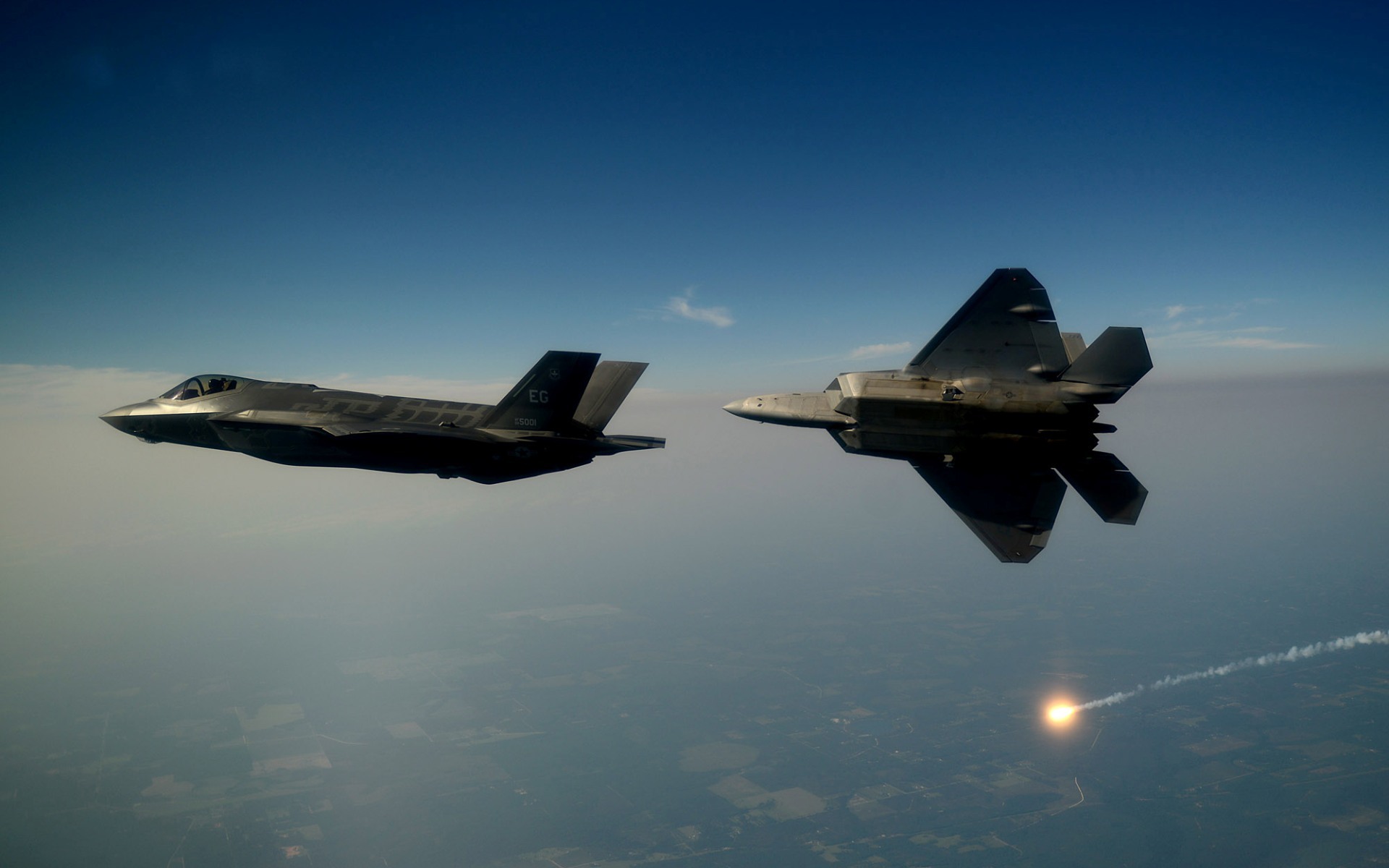 f-35-vs-f-22-lockheed-martin.jpg
