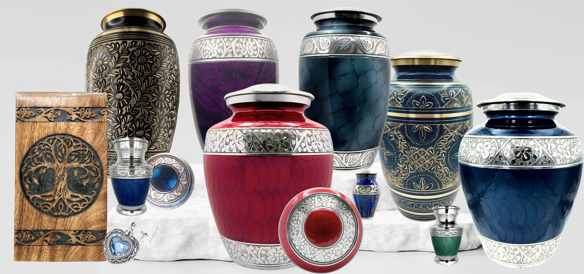 Heritage_Urns_for_Ashes_collection (1).webp
