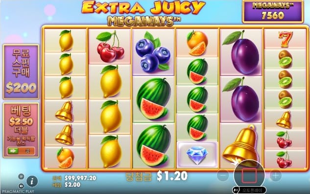 Extra Juicy Megaways 제거 뒤 새 과일과 다이아몬드가 채워지고 7,560 Ways가 유지된 실제 장면